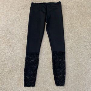 Classic Fabletics leggings with lace bottoms